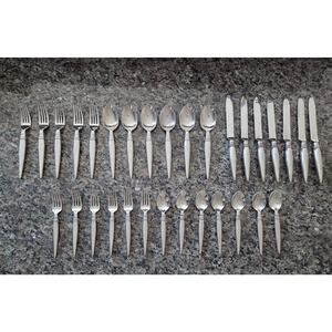 Sasaki by Lisa Jenks "Stretta" Stainless Flatware - 31 Piece Set